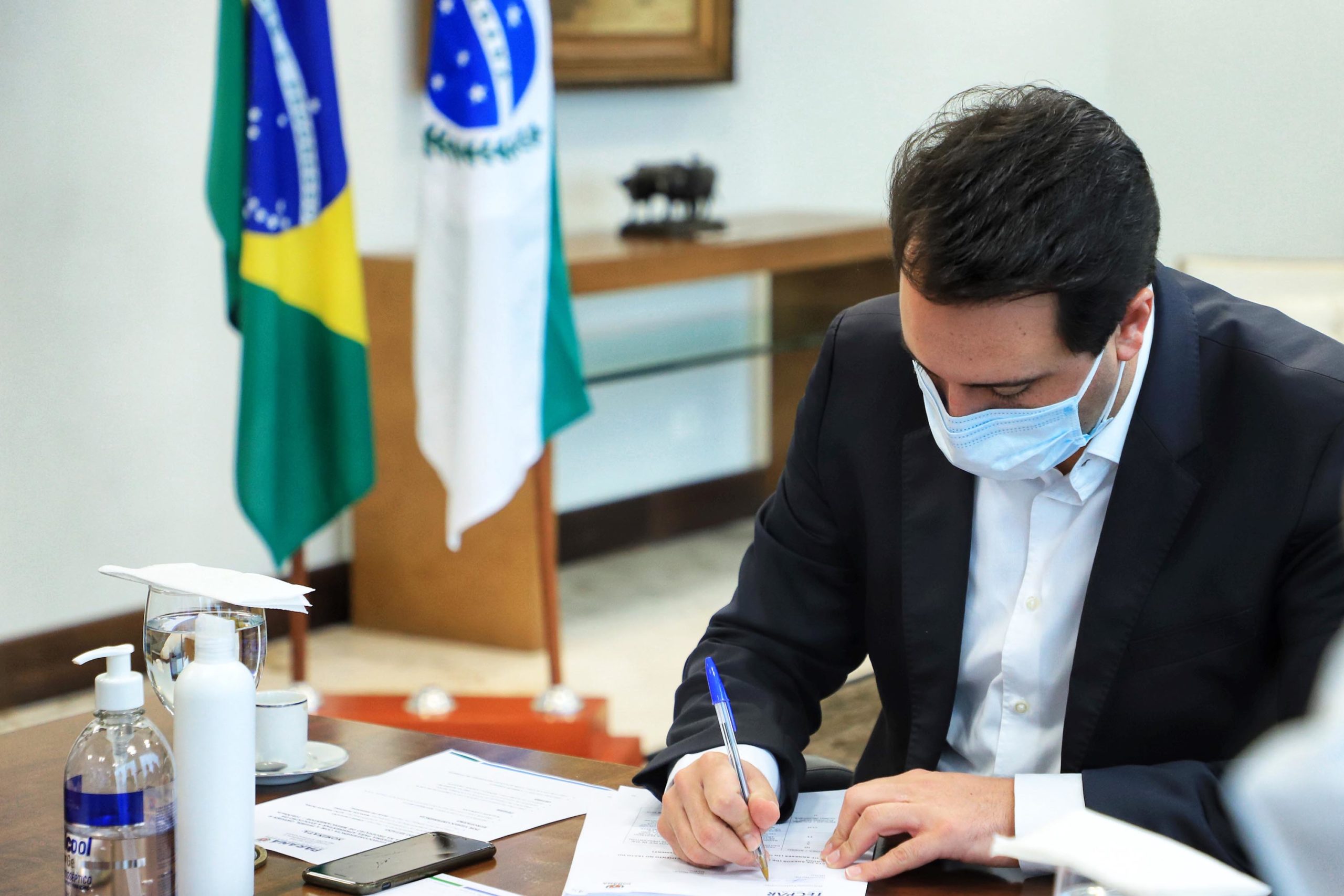 Governador Sanciona Lei Que Flexibiliza Uso De M Scaras Decreto Libera