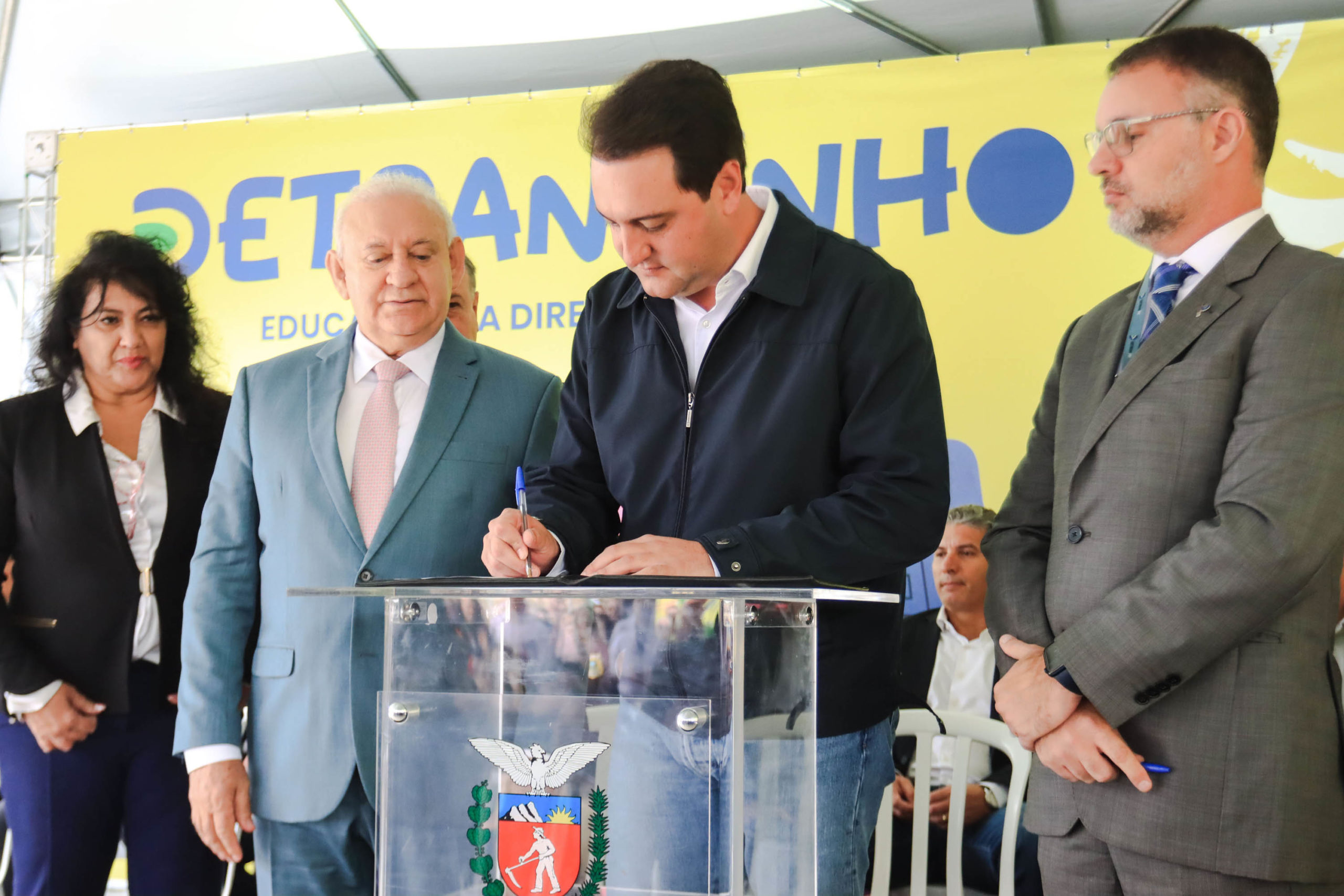 Estado anuncia concessão de pátios do Detran e da PM Tribuna de Cianorte